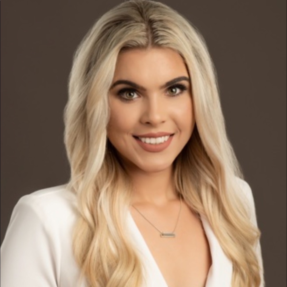 Meet your Posher, Kelsey